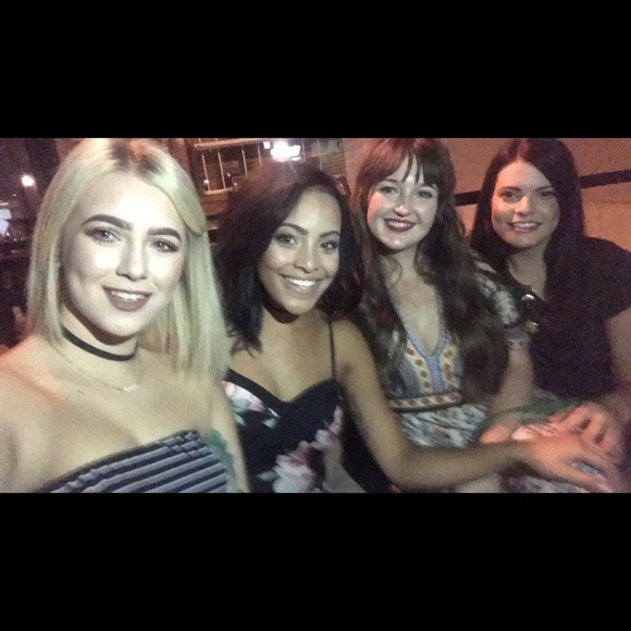 Meet your Posher, Jazmen - Picture 2 of 2